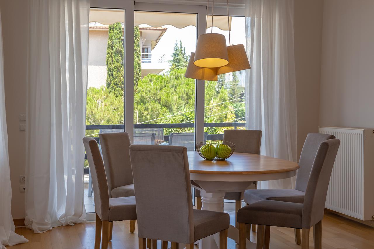 Rhea - Glyfada Sea View Apartment Athene Buitenkant foto